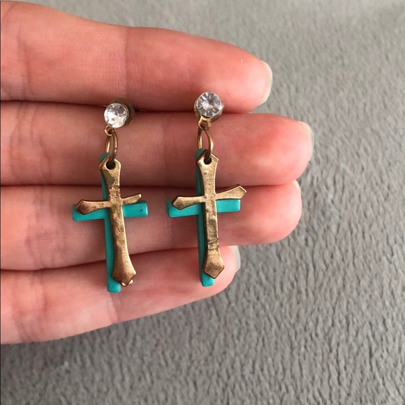 Dangle cross earrings - Picture 2 of 2
